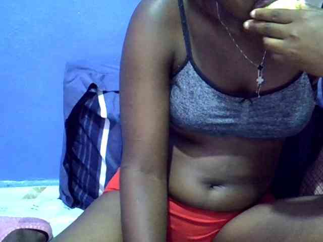 curvy-corazon webcam