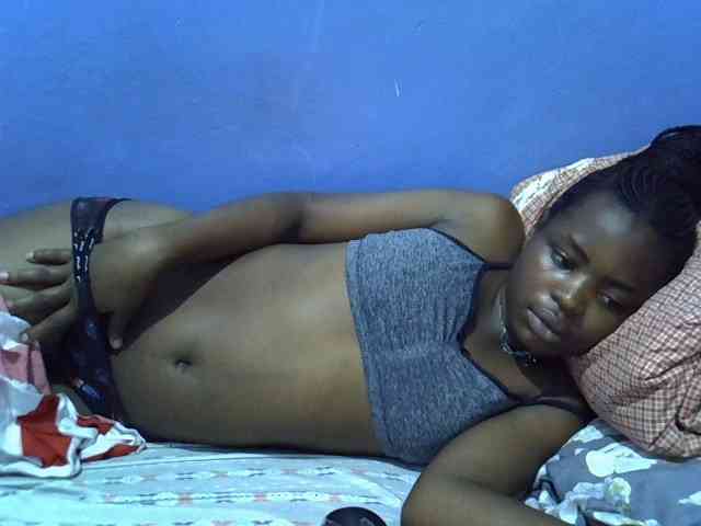 curvy-corazon webcam