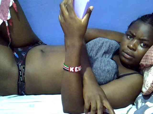 curvy-corazon webcam