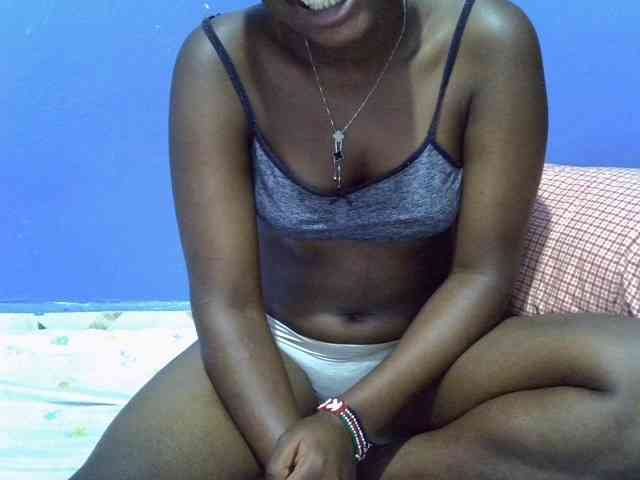 curvy-corazon webcam