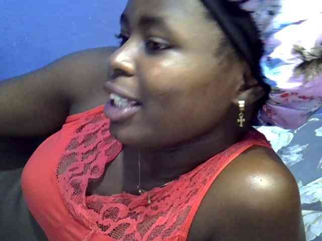 curvy-corazon webcam