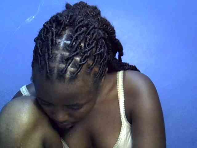 curvy-corazon webcam