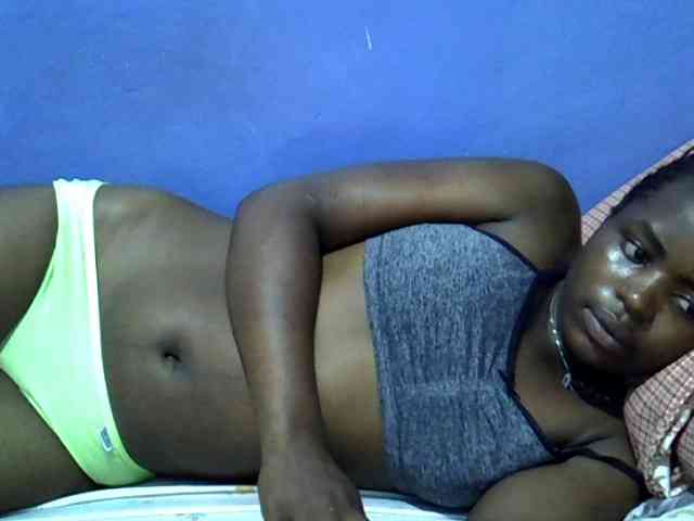 curvy-corazon webcam