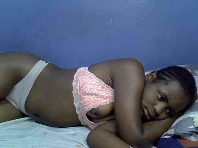 curvy-corazon webcam