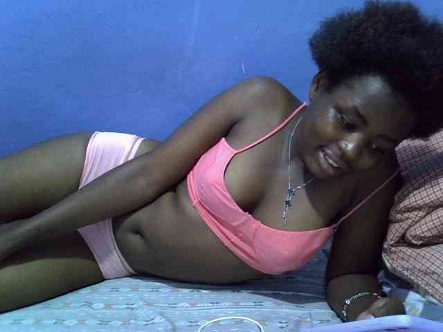 curvy-corazon webcam