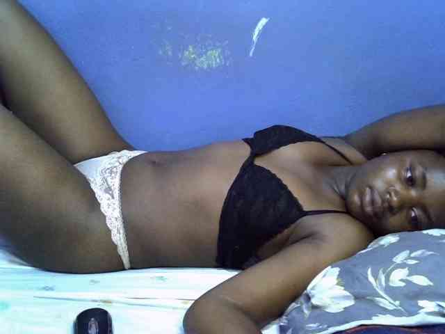 curvy-corazon webcam