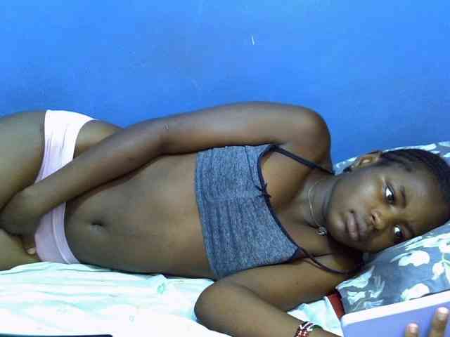 curvy-corazon webcam