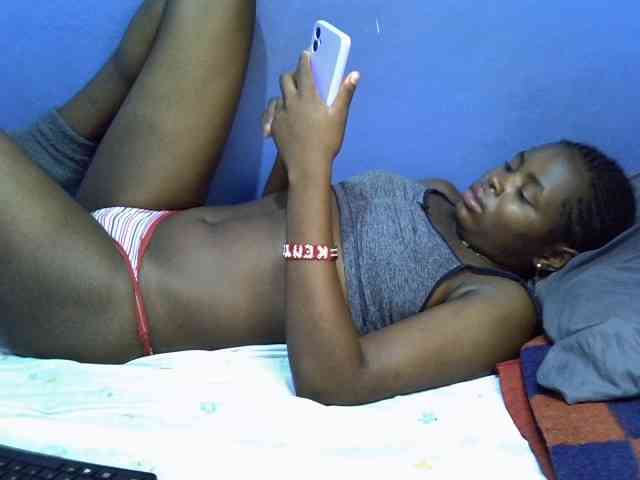 curvy-corazon webcam