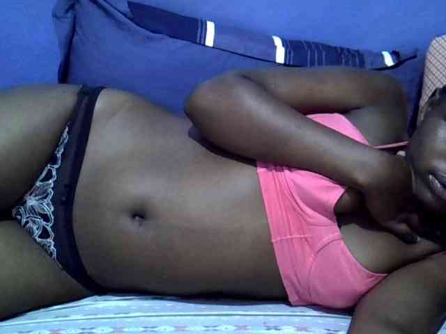 curvy-corazon webcam