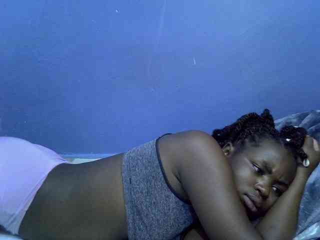 curvy-corazon webcam