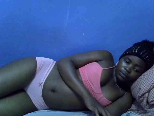 curvy-corazon webcam