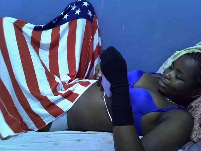 curvy-corazon webcam