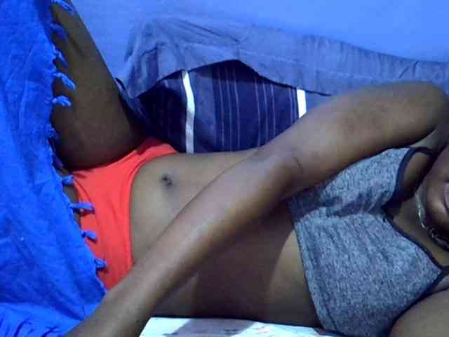 curvy-corazon webcam