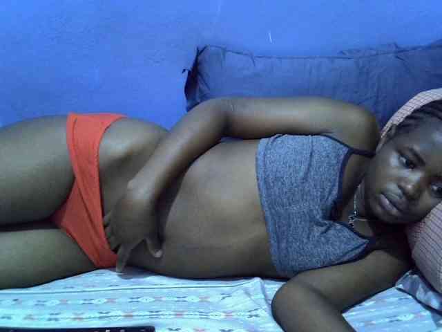 curvy-corazon webcam