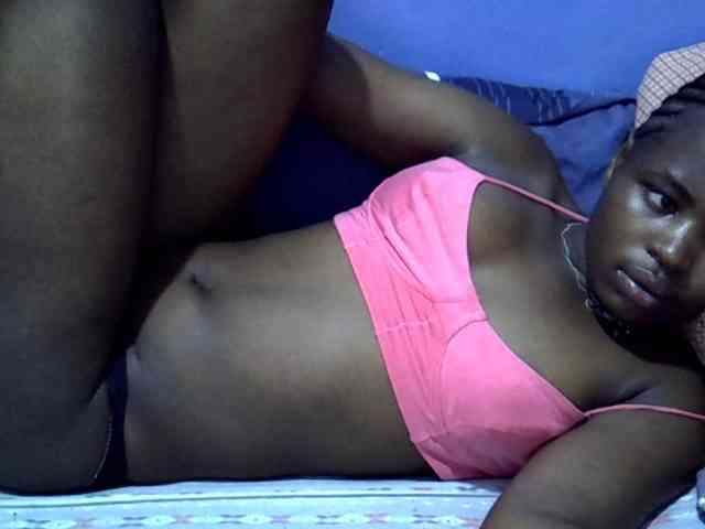 curvy-corazon webcam