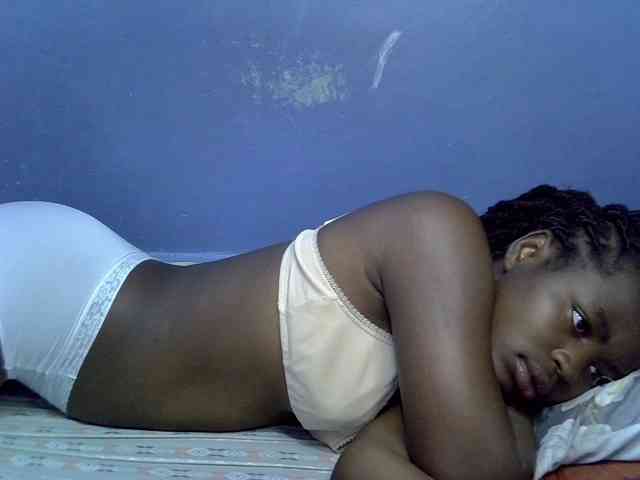 curvy-corazon webcam