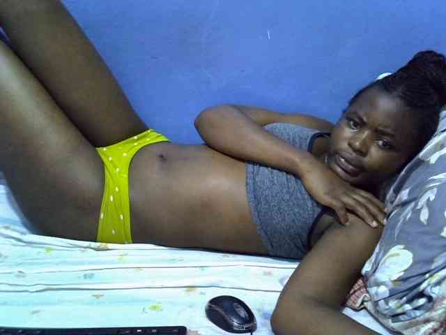 curvy-corazon webcam