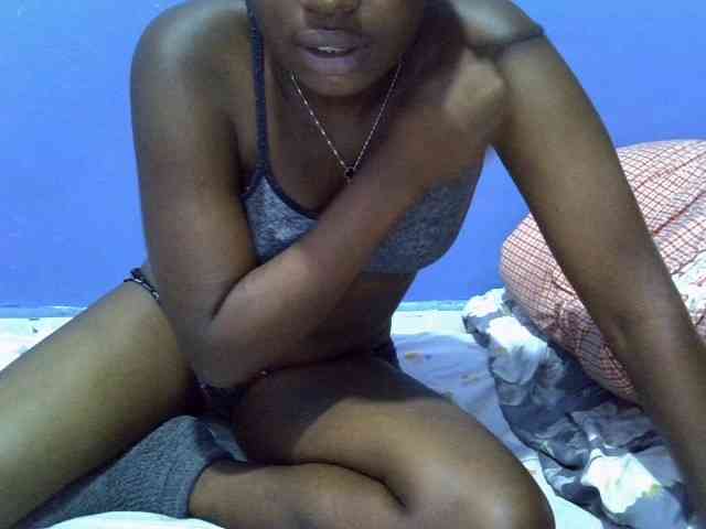 curvy-corazon webcam