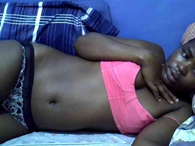 curvy-corazon webcam