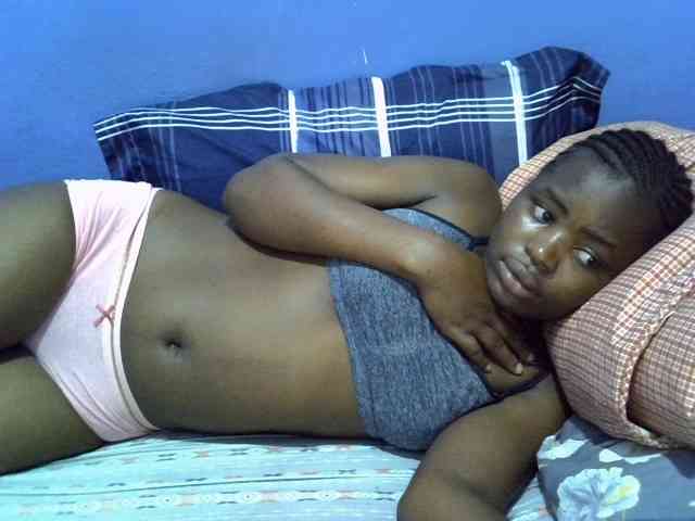 curvy-corazon webcam
