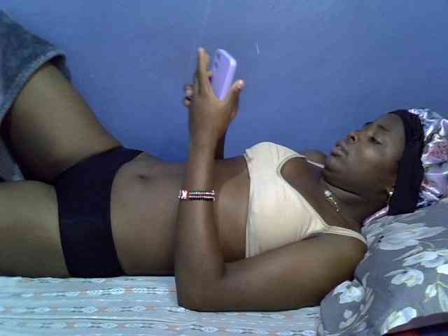 curvy-corazon webcam