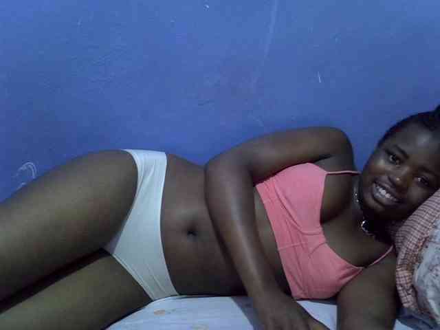 curvy-corazon webcam