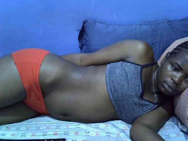 curvy-corazon webcam