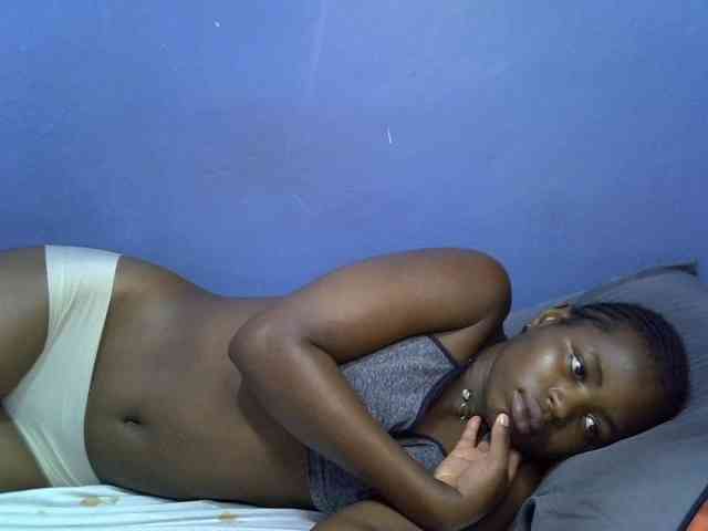 curvy-corazon webcam