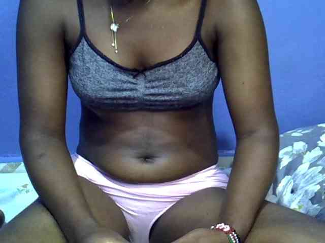 curvy-corazon webcam