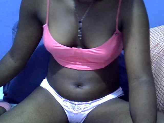 curvy-corazon webcam