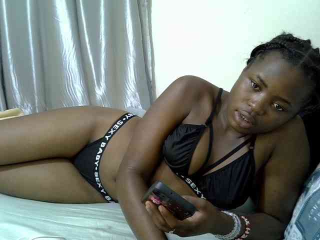 curvy-corazon webcam