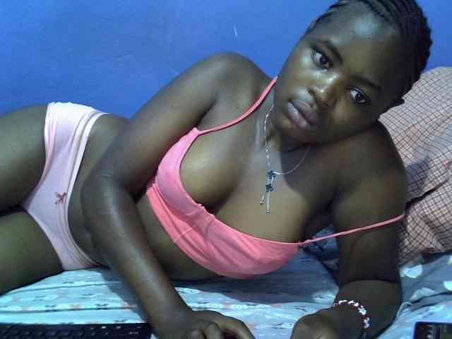 curvy-corazon webcam