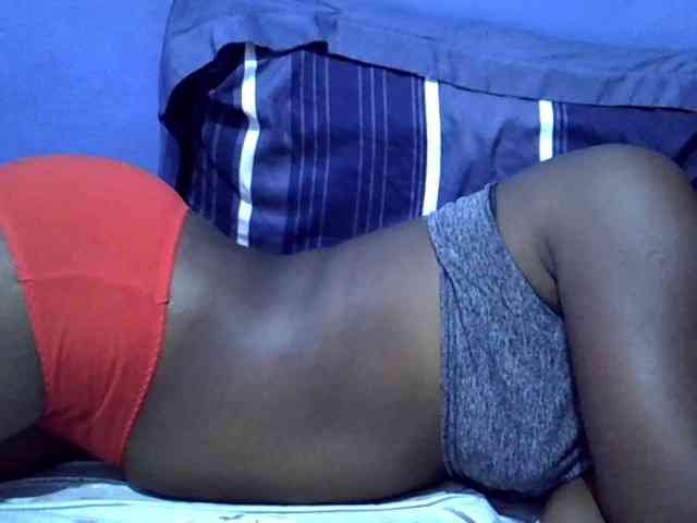 curvy-corazon webcam