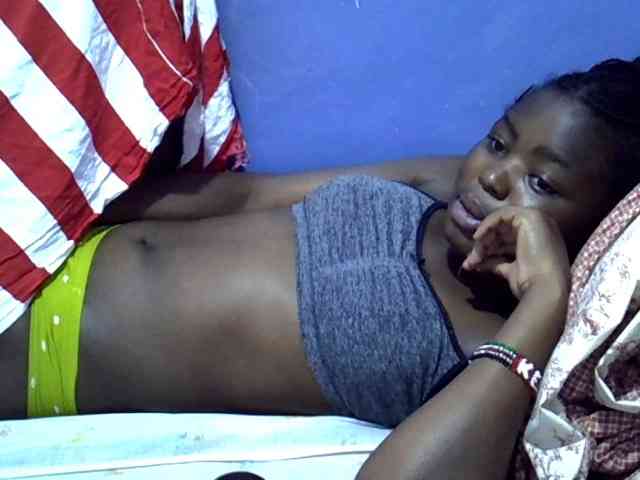 curvy-corazon webcam
