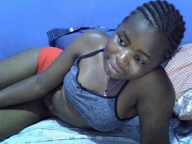 curvy-corazon webcam