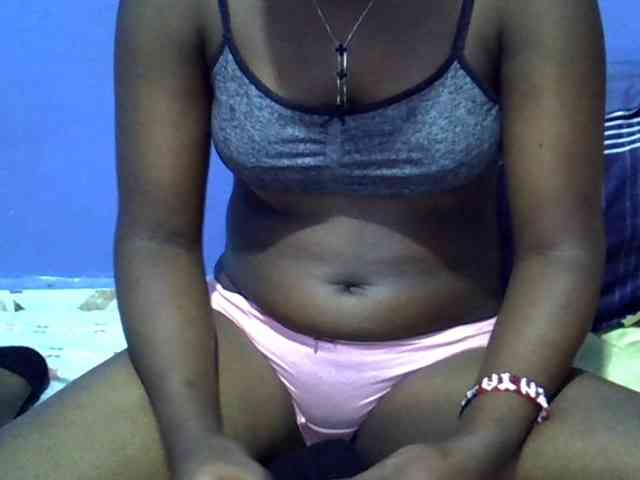 curvy-corazon webcam