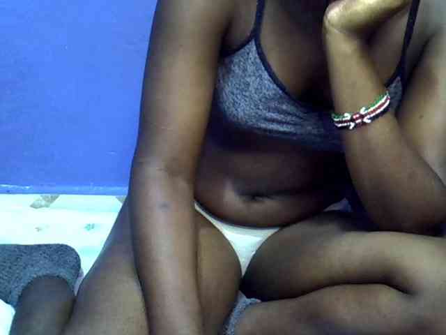 curvy-corazon webcam