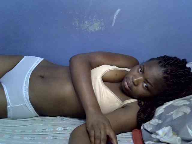 curvy-corazon webcam