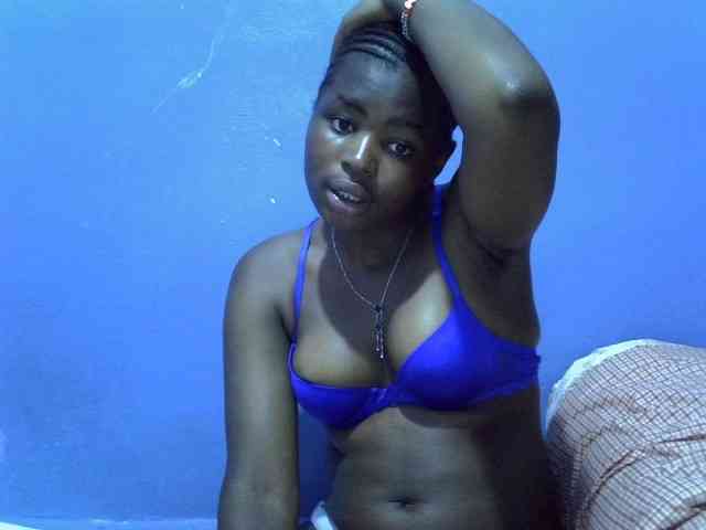 curvy-corazon webcam