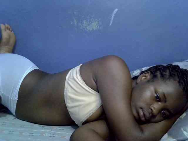 curvy-corazon webcam