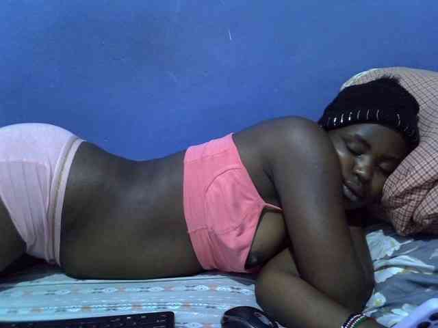 curvy-corazon webcam