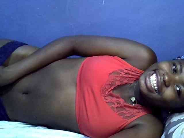 curvy-corazon webcam