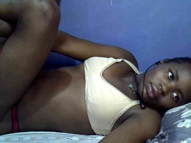 curvy-corazon webcam