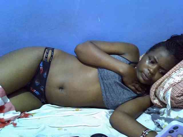 curvy-corazon webcam
