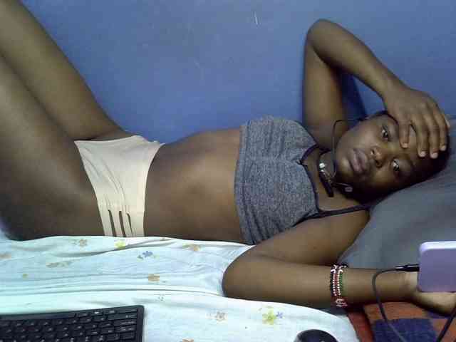 curvy-corazon webcam