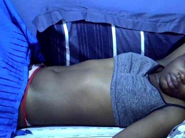 curvy-corazon webcam