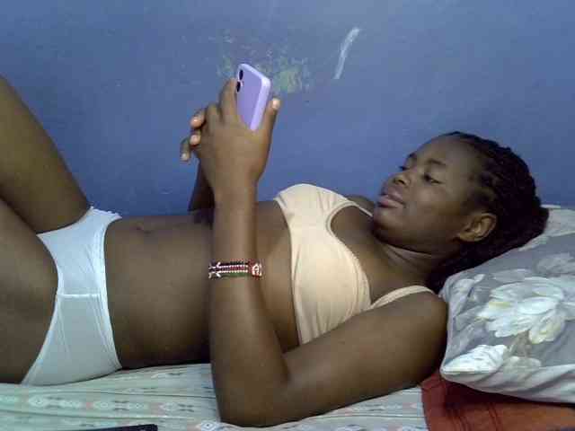 curvy-corazon webcam