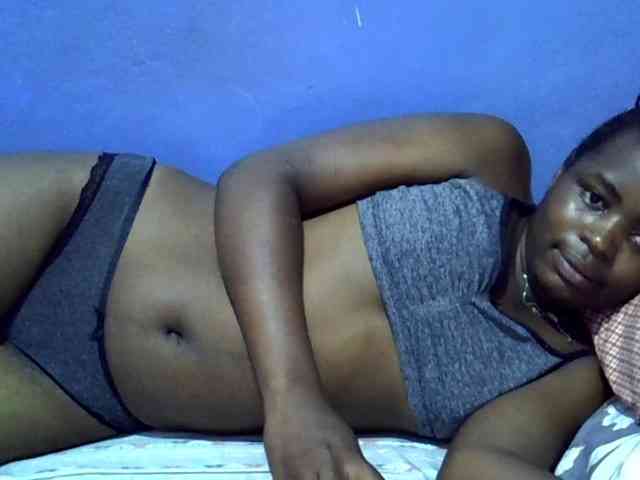 curvy-corazon webcam