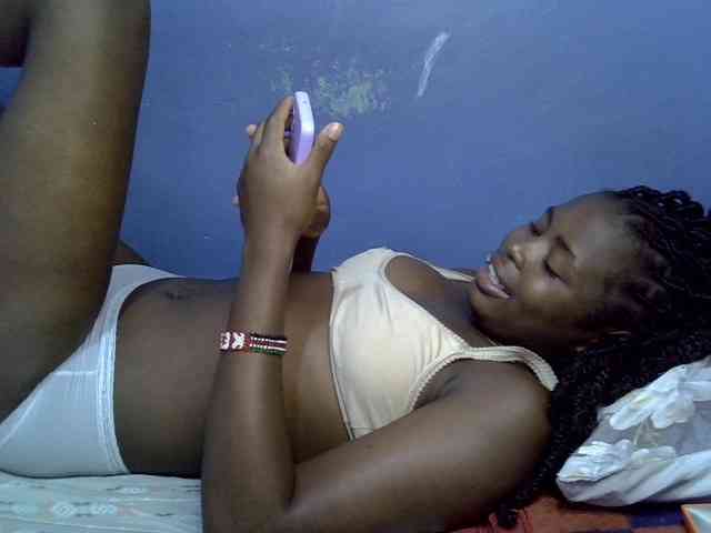 curvy-corazon webcam