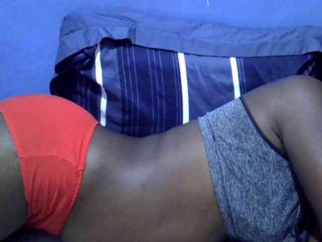 curvy-corazon webcam
